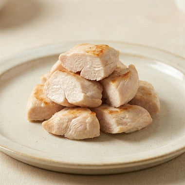 Fresh chicken pieces, the flavour of the tablet